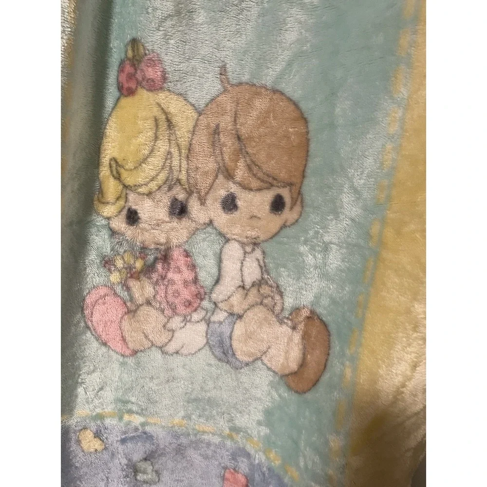 Vintage Precious Moments Girl Boy Hearts Throw Crib Soft Blanket 29